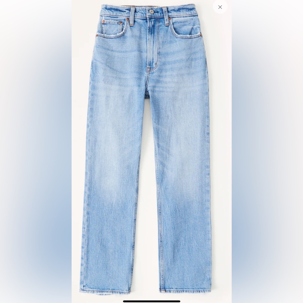 Abercrombie Ultra High Rise Ankle Straight | Light wash | Size 27L
